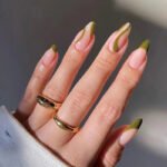 24pcs Full Cover Long False Press On Nails With Designs Light Green Stripe Gradient
