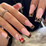 24Pcs Pink French Style Fake Press on Nails 3D Bowknot Designs Short Square