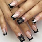 24Pcs Pink French Style Fake Press on Nails 3D Bowknot Designs Short Square