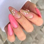 24pcs Full Cover Long False Press On Nails With Designs Light Green Stripe Gradient