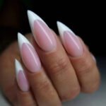 24pcs Full Cover Long False Press On Nails With Designs Light Green Stripe Gradient