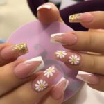24pcs Full Cover Long False Press On Nails With Designs Light Green Stripe Gradient