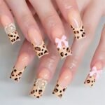 24Pcs Pink French Style Fake Press on Nails 3D Bowknot Designs Short Square