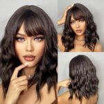 Women Grey Wavy Bob Wigs with Bangs Short Blonde Ombre Synthetic Wig with Dark Roots Natural Hair for Daily Use